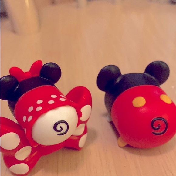 Disney Mickey and Minnie Tsum Tsum Figures - Black, Red, and White - Picture 5 of 8